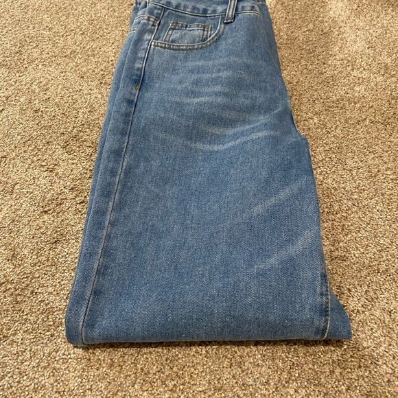 SHEIN size small, wide leg denim. Medium wash. - Picture 7 of 7